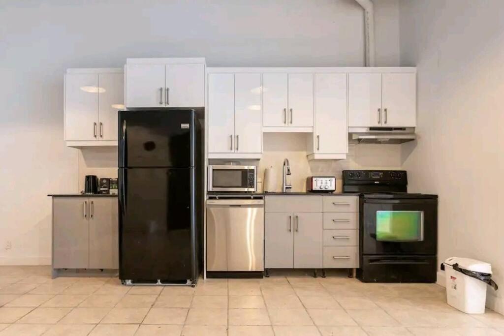Ferienwohnung No°1~Plaza St-Hubert~Metro Jean-Talon~Jarry Parc Montréal Exterior foto